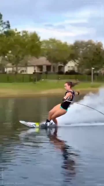 1002015858.mp4