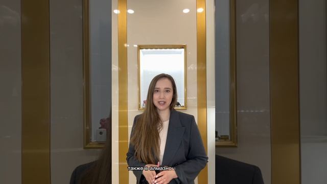Украшения Романовых в Алмазном фонде Кремля.