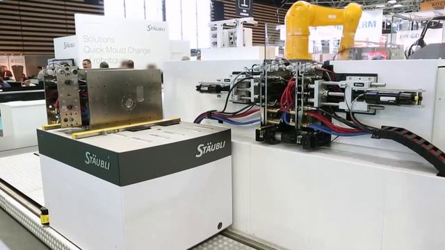 Complete quick mold change process by Stäubli for the Plastics Industry