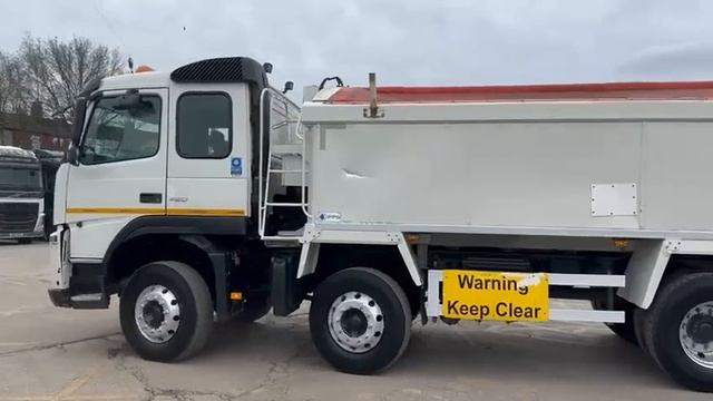 Volvo FM 420 8x4 Sleeper Cab Tipper (WX12 DYS - Law Trucks)