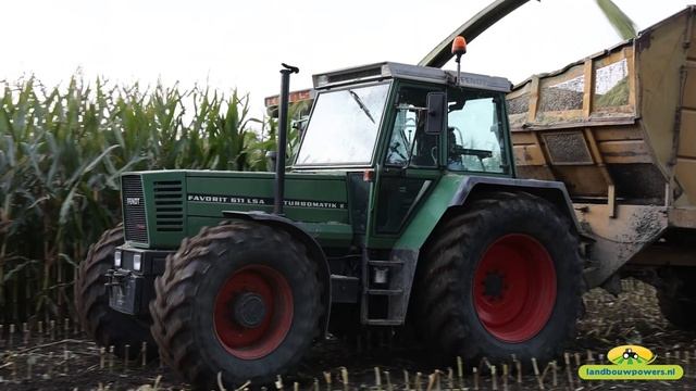 Claas Jaguar 695 MEGA 6rijer kettingbek | Fendt 611 LSA + Dewa | Maisoogst maisernte harvest 2022