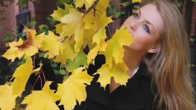 А.Заволокина -Хрупкий на землю падает лист...