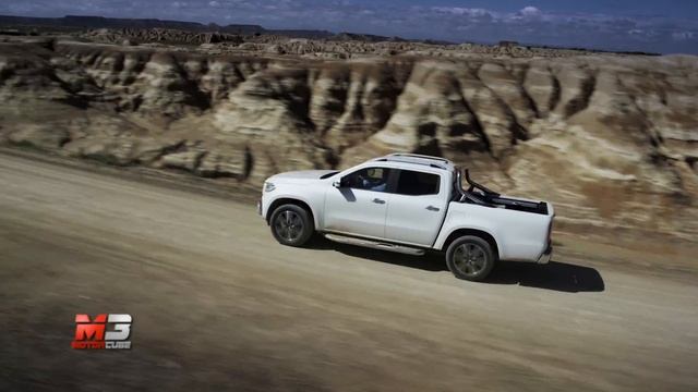 NEW MERCEDES X-CLASS 2017 - FIRST TEST DRIVE ONLY SOUND