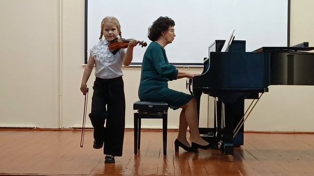 Богомолова Алёна, 1 класс МБУ ДО "Устюженская ДШИ"
Е.Джонс "Чечётка"
