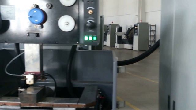 DK7632 slow-wire EDM wire cutting machine