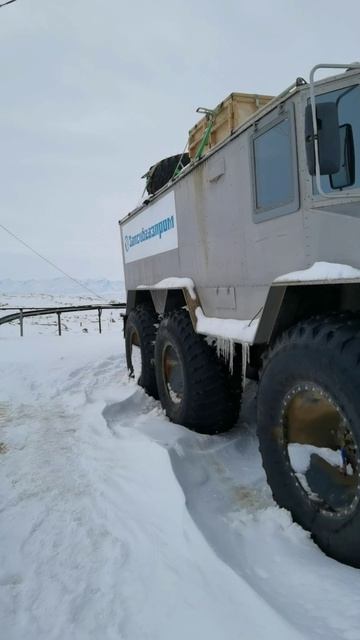 Бурлаки уходят в поход на Восток. Burlaks in Antarctic