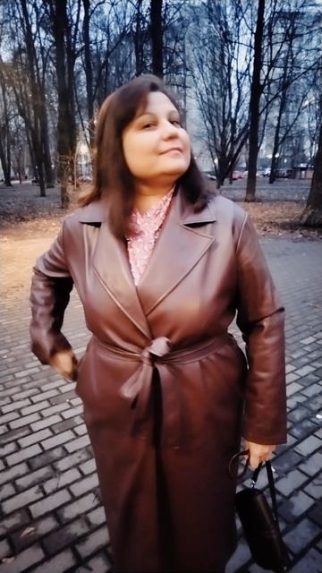 «В любви равно участвуют и душа и тело; в противном случае любовь неполна: мы не духи и не звери»