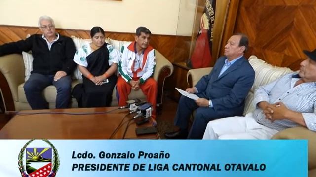 Lcdo.  Gonzalo Proaño, firma de Convenio con GAD Otavalo