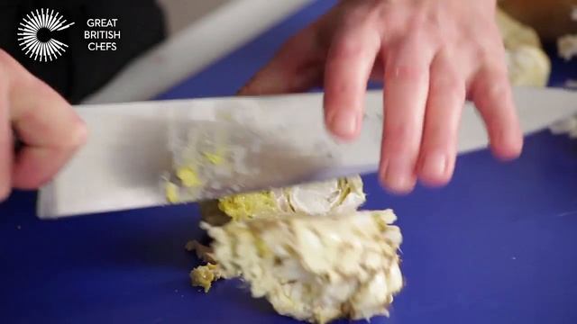 How to remove meat from a crab