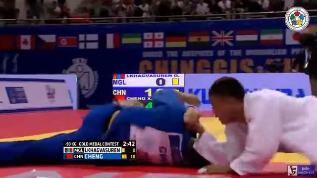 Judo 2015 Grand Prix Ulaanbaatar: Lkhagvasuren (MGL) -   Cheng (CHN) [-90kg] final