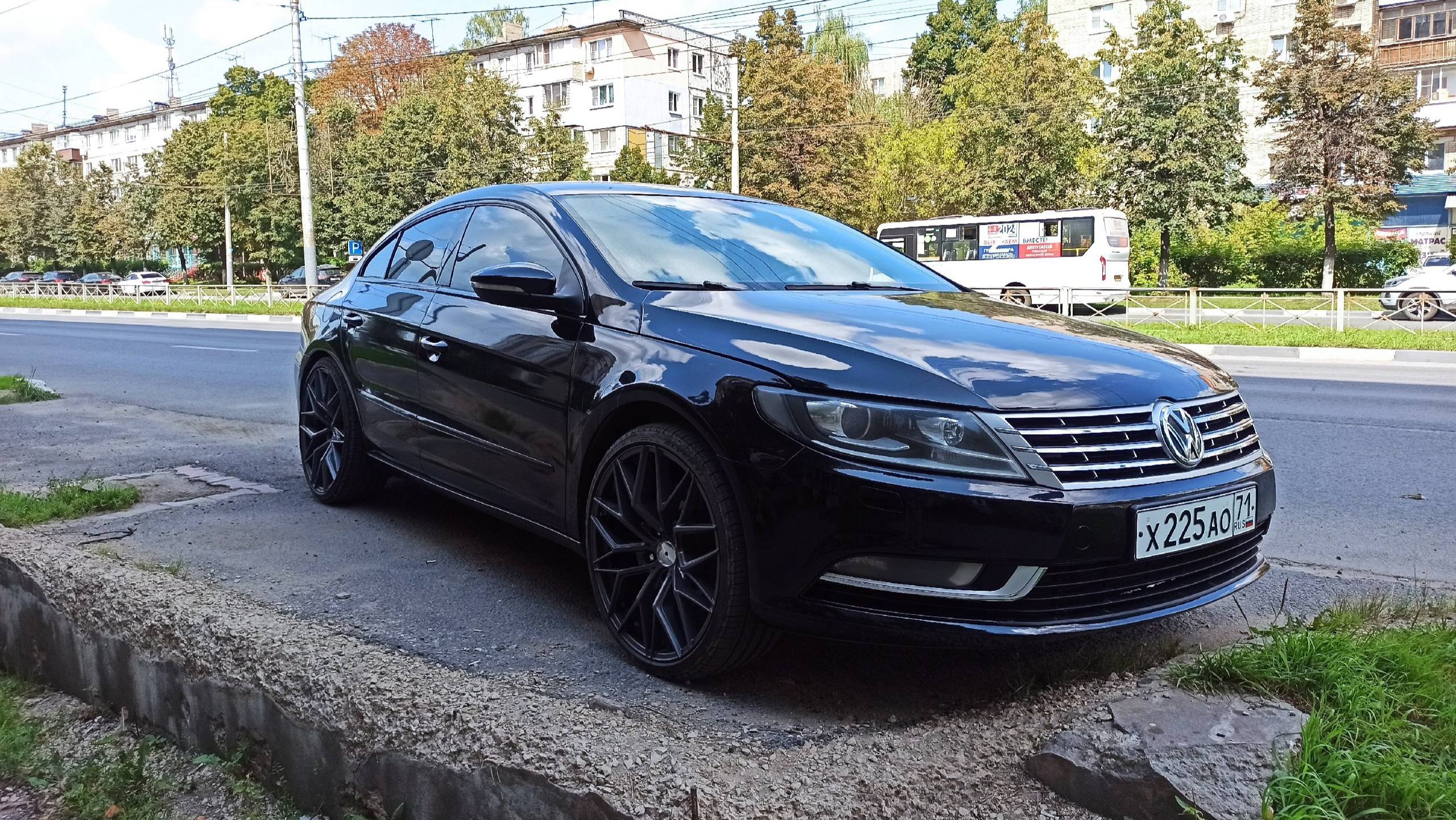 сломало правую опору VW Passat cc