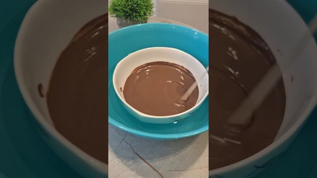 ПОТРЯСАЮЩИЙ ДЕСЕРТ Киви в шоколаде 🍫😋 #десерт #шоколад #chocolate #фруктывшоколаде #фрукты #food
