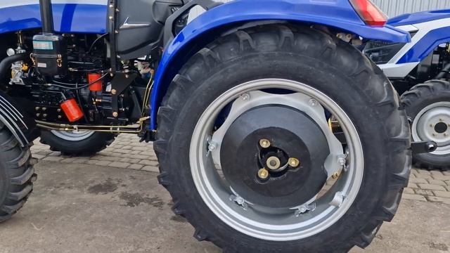 Мінітрактори Terra Force 3254HX та 554НХ, на 28 шинах, компрессор, 4 гідровиходи, 50 кс широка колі