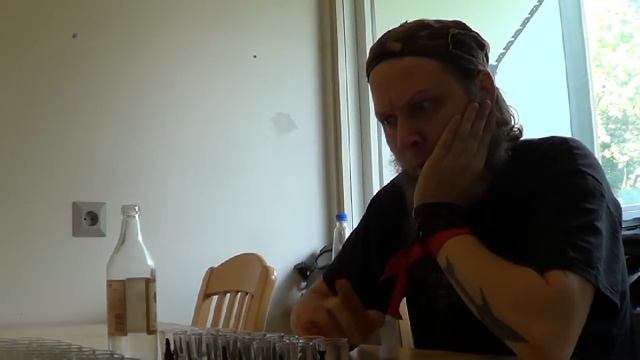 XXX-Vahinkopartio - Shakki [Chess]
