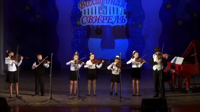 На "ВОЛШЕБНОЙ СВИРЕЛИ - 2015"."С чего начинается Родина"