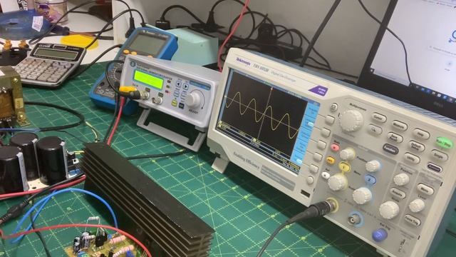 Protótipo amplificador 250w ajuste de bias, ajuste de 0v. Parte 2 final