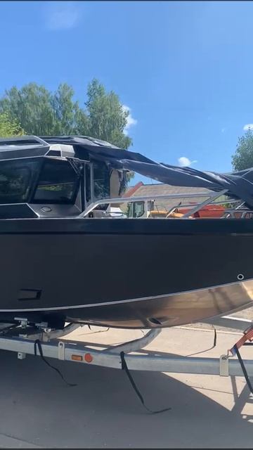 Катер Voyager 800 Cabin c двигателем 200л/с