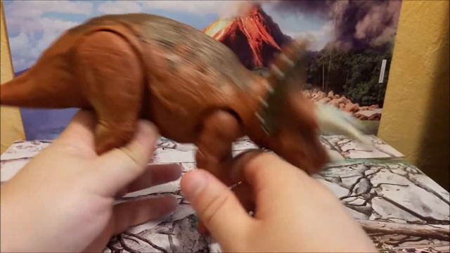 UNBOXING : TRICERATOPS - JURASSIC WORLD Mattel