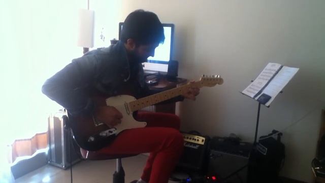 Santiago Torres: "This Is Country Music - Brad Paisley" guitar solo
