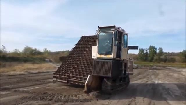 Scat 4833 compost turner for sale | no-reserve Internet auction November 30, 2017