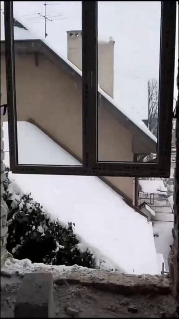 Установлено по ГОСТу. Осталось чу-чуть запенить. Анвико ремонт окон. 8916.694.1112 Москва, Серпухов.