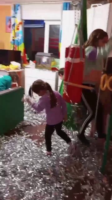 Домашние вечеринки #домашние #домашниевечеринки #вечеринки #дети #детиблогеры #детиартисты #бумажно