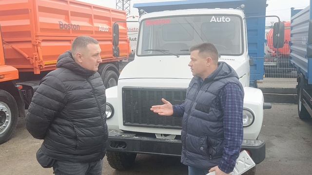 Поздравляем Сергея с покупкой самосвала Газ 3309 Автосалон грузовых автомобилей в Волгограде.