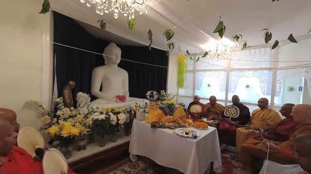 Pagoda Chanting for Dhammasiri's  Birthday H202YT 3D 180