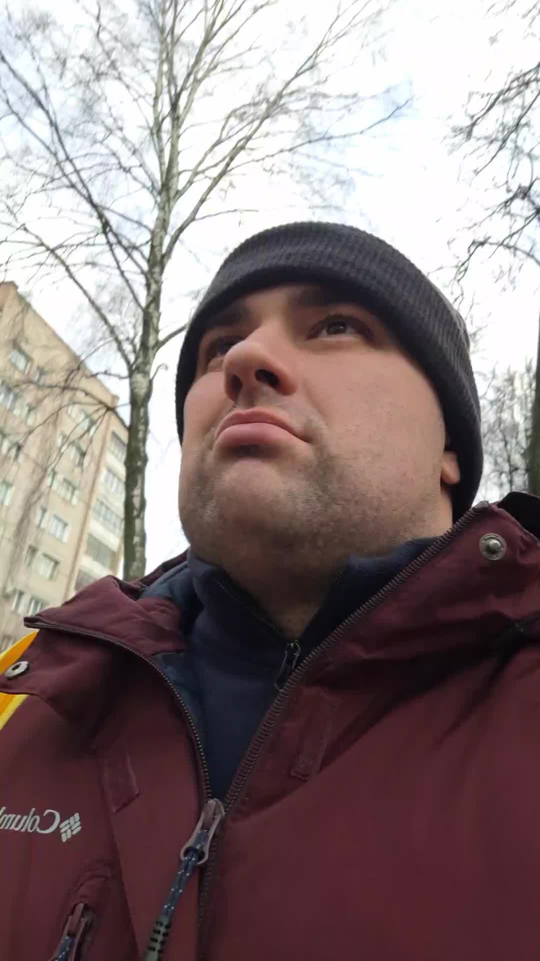 Курьер Яндекс еда