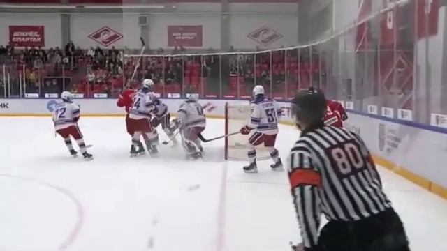 шайба за МХК Спартак