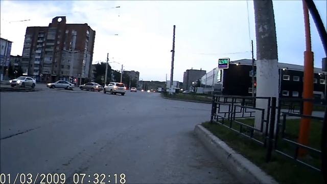 тойота королла нарушает