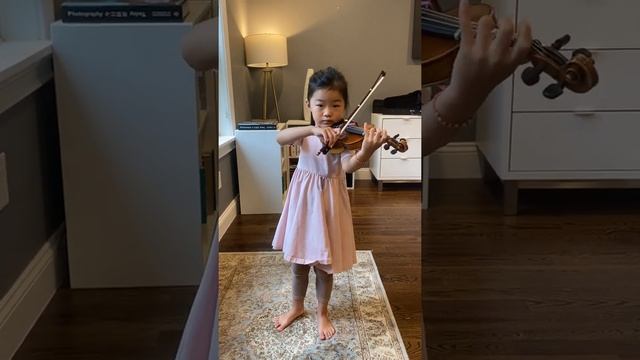 Minuet in G by Beethoven - Freya Chen (4 yrs old), Suzuki Violin Book 2