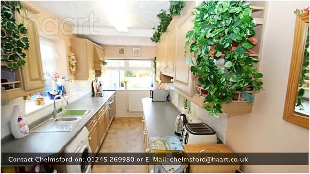 Semi-Detached House for sale in Chelmsford for £415,000