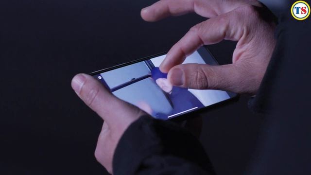 Arlo Pro 3 Wireless Outdoor Floodlight Camera | Toolstation