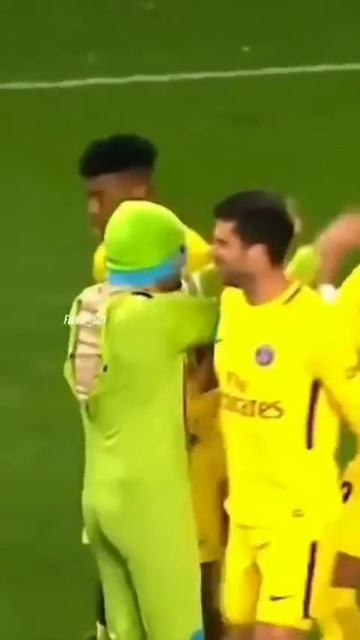 MBAPPE DONATELLO İLE KARŞILAŞIYOR😂