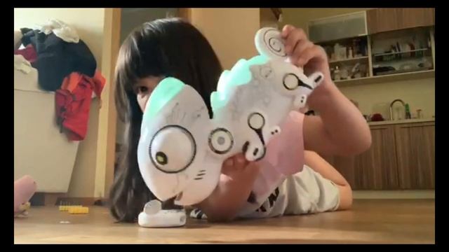 TOY AWARD 2018 Silverlit Robo Chameleon- Move , Aim, and Catch | Learning2060