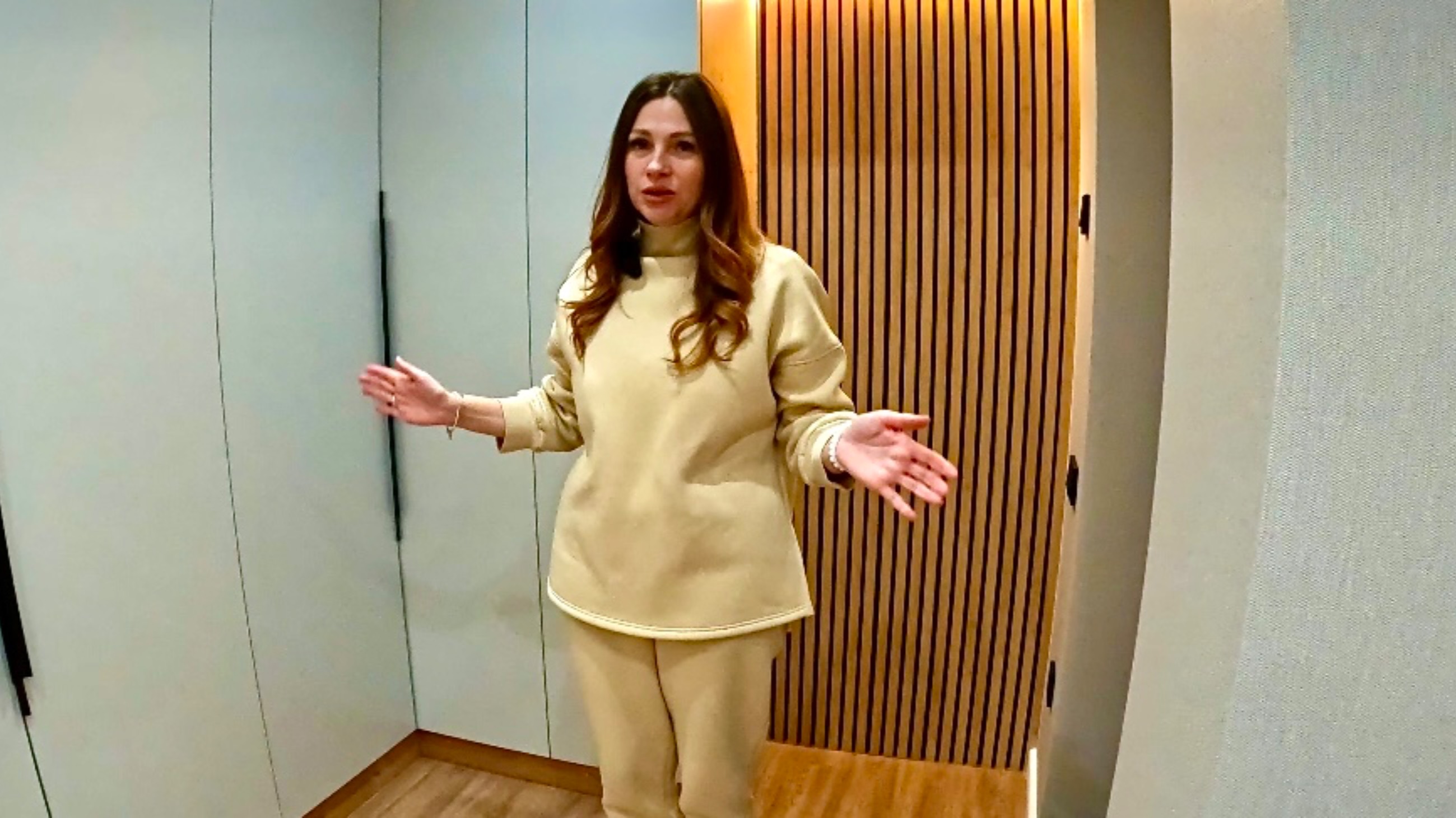В продаже квартира с БАНЕЙ в Калининграде. ОБЗОР ЖИЛОГО КОМПЛЕКСА. Переезд 2025.