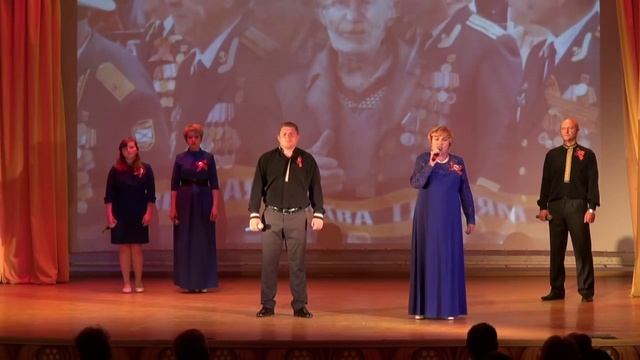 ГОРДАЯ МОЯ, РОССИЯ! - вокальный ансамбль ВЕРЕСК (рук. Валентина Кудрявцева).