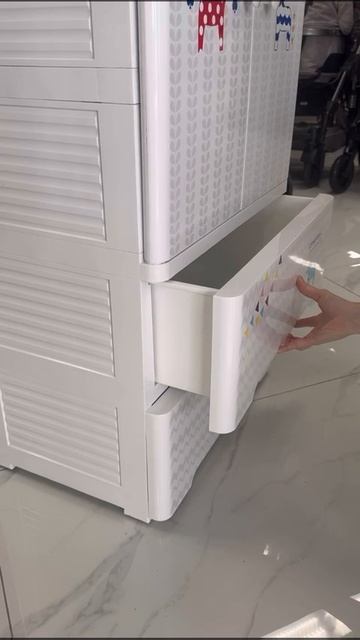 Комод из медицинского пластика