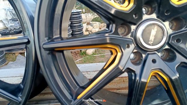 HOT STUFF CROSS SPEED PREMIUM RS R17/8J/5*114,3/ET+45