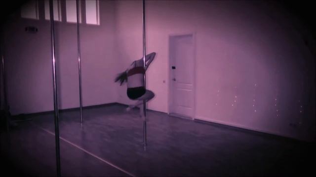 Яна Пчелка Pole Dance studio "ADRENALINE" г.Кировоград