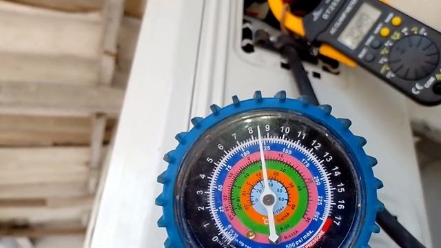 Como probar un aire acondicionado? medición de presión, amperaje y temperatura.