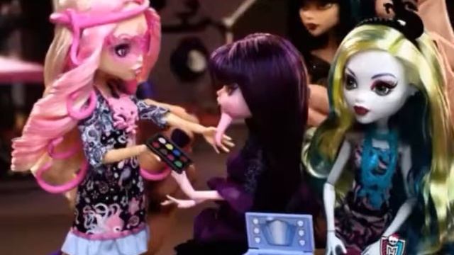 Fear, camera, action monster high [English]