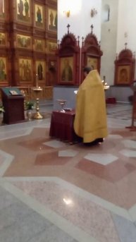 Просемейные молебны продолжаются