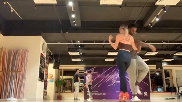 Dk & Ornella kizomba fusion practice