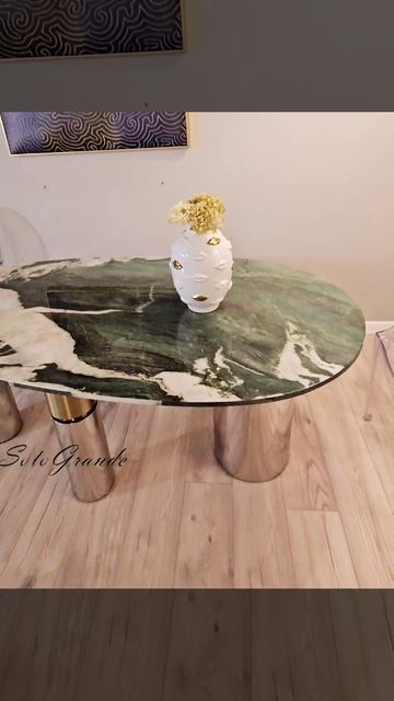 Дизайнерский стол Lagos
https://sotogrande.ru/product/stol-sg-4450