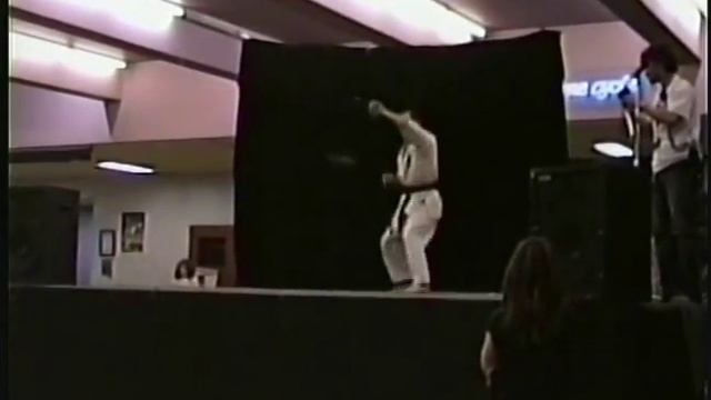 Francis Guay Karate Kyokushin - Kata de Sai