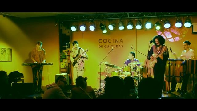 Qi - Mira al Cielo (Cocina de Culturas)