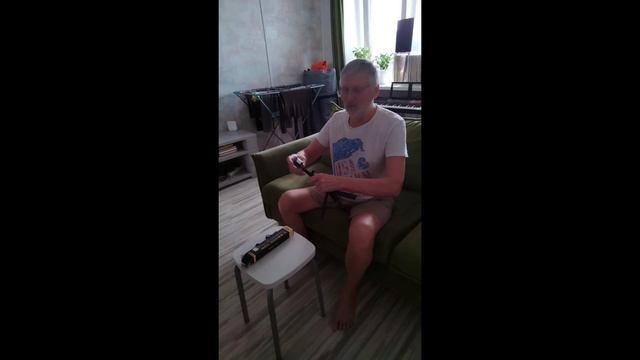 Бюджетная стойка для смартфона при сьемках на сплаве.