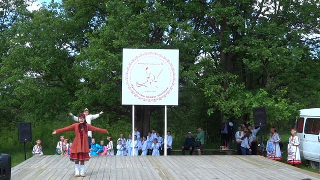 Марийский танец. Радуют Елышевские. Видео Василия Хайбуллина